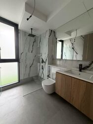 Simon Lane (D19), Terrace #536574141